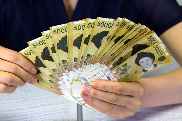 房地产金融监管保持高压态势 信贷重点支持实体经济